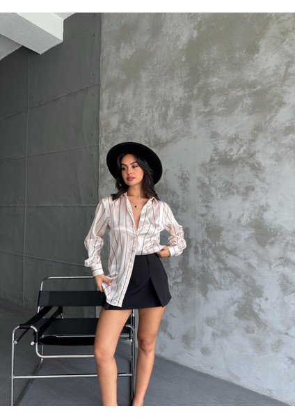 Kadın Oversize Ekru Renk Camel Ince Çizgili Detaylı Saten Gömlek