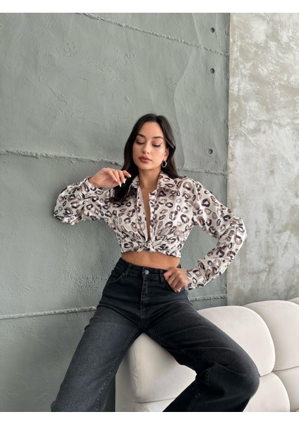 Kadın Oversize Ekru Renk Kahve Öpücük Detaylı Saten Gömlek