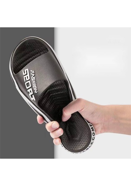 Kaymaz ve Dayanıklı Erkek Sandalet (Yurt Dışından) fırsatları