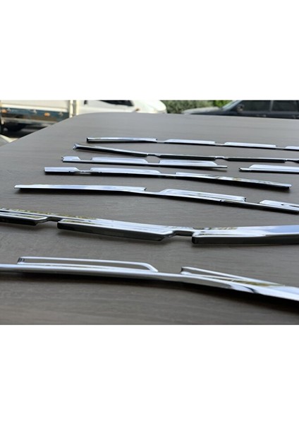 Clio 5 Ön Tampon Çıtası Krom 10 Parça 2019 ve Sonrası Paslanmaz Çelik