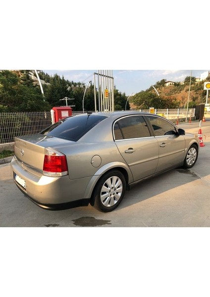 Opel Vectra C Krom Cam Üst Çıtası 4 Parça Paslanmaz Çelik 2002 - 2008 Üst Cam Kromu