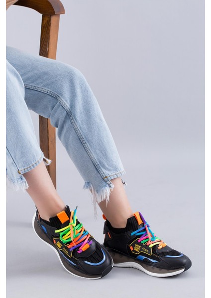 Leonor Guja Kadın Spor Ayakkabı Siyah fiyatları