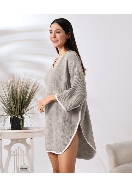 4 Kat Muslin Kapşonlu Yetişkin Kadın Panço