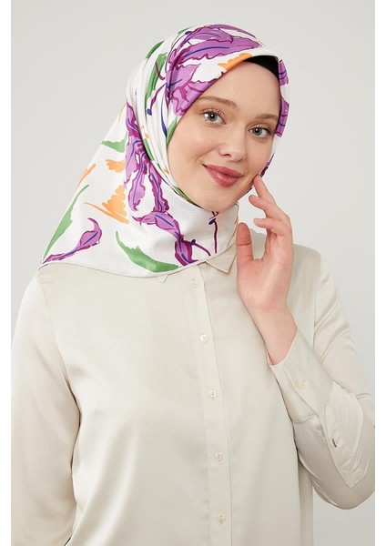 Krem Yaprak Desen Twill Eşarp fiyatları