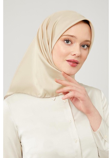 Bej Düz Renk Trend Twill Eşarp fiyatları