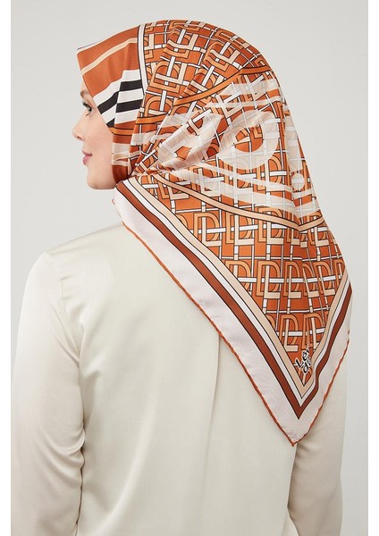 Taba Yazı Baskılı Trend Twill Eşarp fırsatları