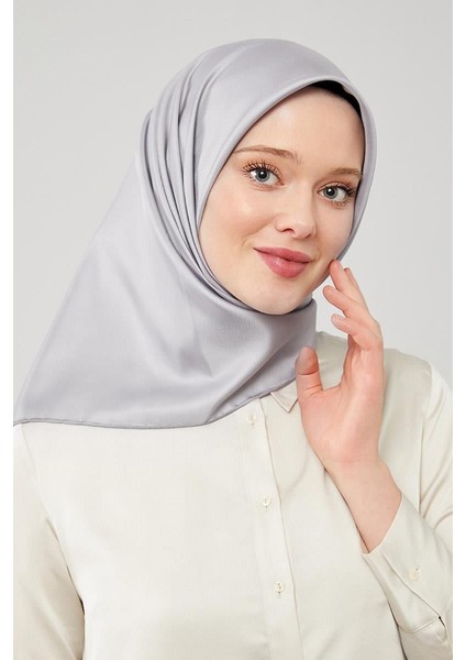 Taş Düz Renk Trend Twill Eşarp fiyatları