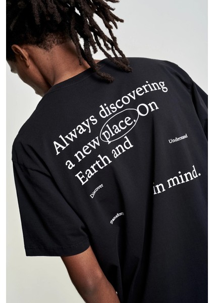 Bisiklet Yaka Discovery Baskılı Siyah Oversize Erkek T-Shirt
