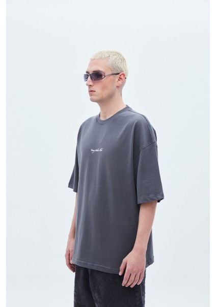 Baskılı Oversıze T-Shırt-Koyu Füme fiyatları