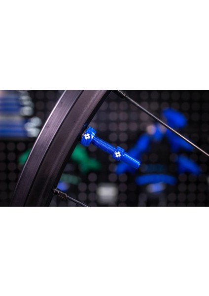 V2 Tubeless Valf 44MM Kırmızı