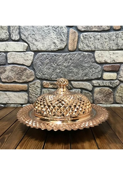 Piramit Işlemeli Bakır Pilavlık 35 cm