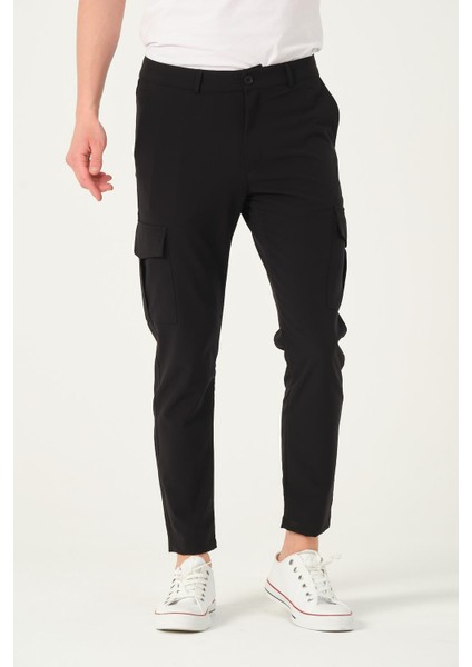 Erkek Regular Fit Kargo Cepli Jogger Spor Pantolon