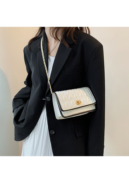 Zincir Moda Küçük Çanta Kadın Yeni Basit Doku Küçük Kare Çanta Internet Ünlü Yabancı Stil Tek Omuz Crossbody Çanta (Yurt Dışından) fiyatları