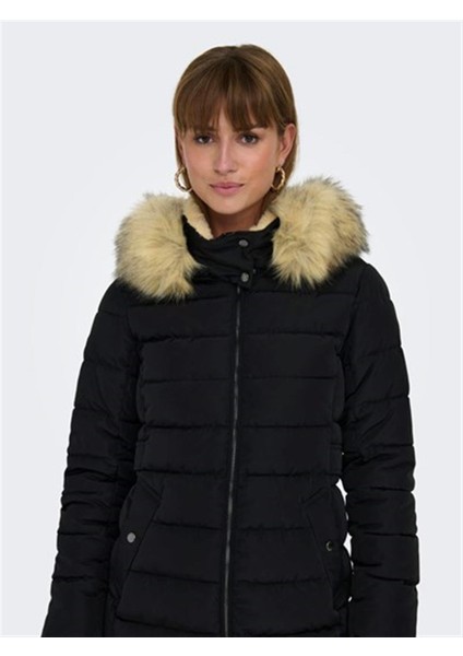 Onlnewcamılla Quılt Fur Hood Coat Cc Otw Kadın Mont 15304765