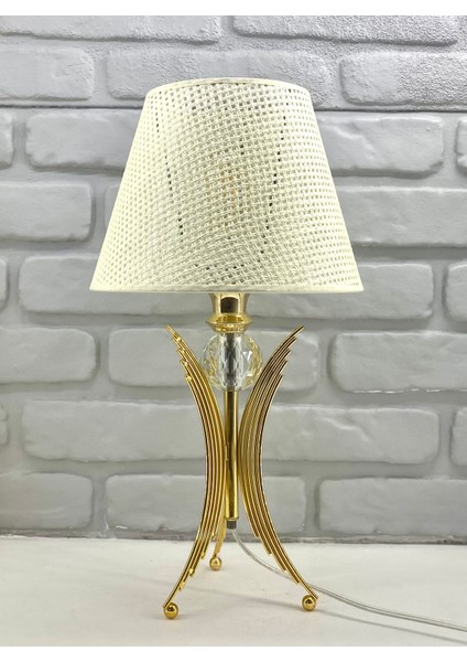 Modern Dekoratif Gold Metal Angel Model Hasır Hazeran Açık Krem Konik Şapkalı Abajur Masa Lambası fiyatları