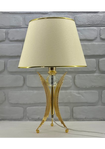 Modern Dekoratif Gold Metal Angel Model Açık Krem Gold Şeritli Kumaş Şapkalı Abajur Masa Lambası fiyatları