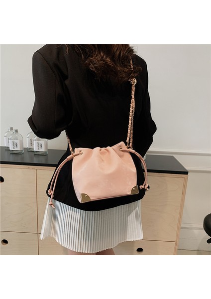 Moda Kova Çanta Kadın 2024 Yeni Bahar ve Yaz Rahat Omuz Çantası Doku Batı Tarzı Crossbody Çanta (Yurt Dışından)