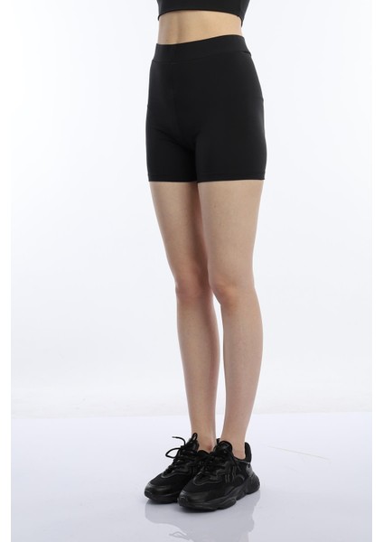 Kadın Slim Fit Allegro Kumaş Şort Siyah