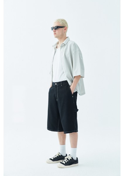 Dikiş Detaylı Bermuda Denim Şort-Siyah