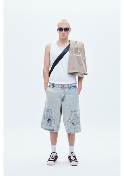Bermuda Yırtık Detaylı Denim Şort