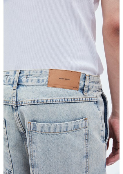 Bermuda Yırtık Detaylı Denim Şort
