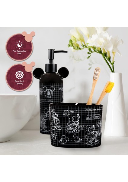 Disney Banyo Diş Fırçası Tutucu - Zrike Brands - Sketchbook Seramik Diş Macunu ve Diş Fırçası Tezgah Düzenleyici 2 Bölmeli - Orijinal Siyah Beyaz Zrike Marka Banyo Aksesuarları (Yurt Dışından) fırsatları