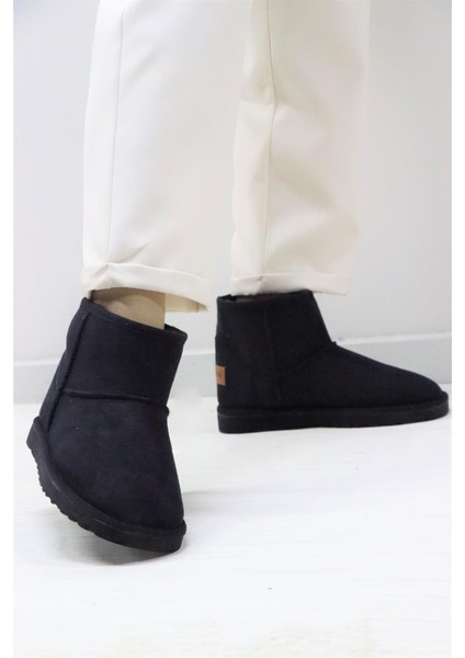 52127 Kadın Siyah Süet Bot modelleri