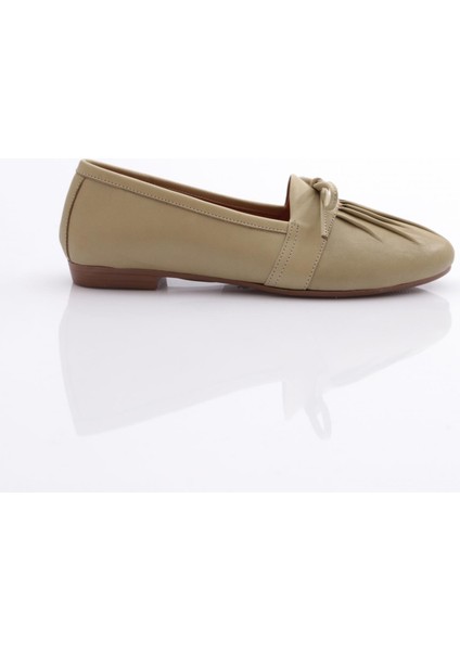 133 Kadin Büzgü Detayli Babet