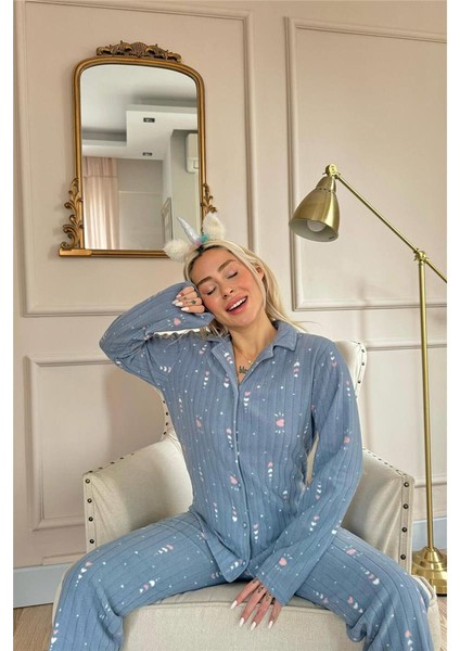 Gri Kalp Desenli Önden Düğmeli Peluş Polar Pijama Takımı