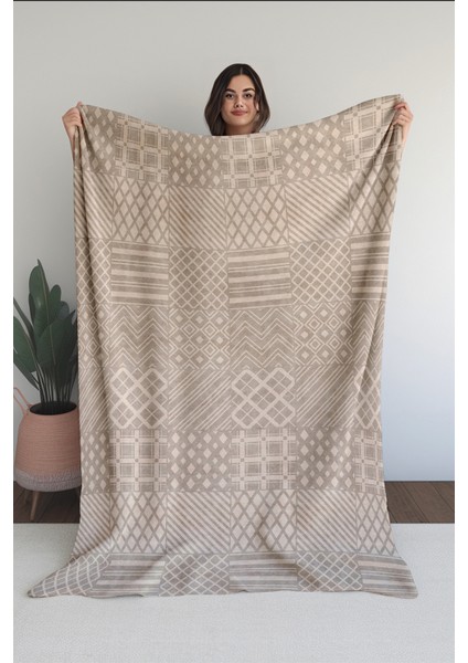 Baskılı Polar Krem Battaniye Tv Battaniyesi Makinada Yıkanabilir Battaniye 80 x 100 cm