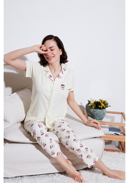 Regular Fit Gömlek Yaka Kısa Kollu Pijama Takımı Bayan Pijama Takımı 65740102