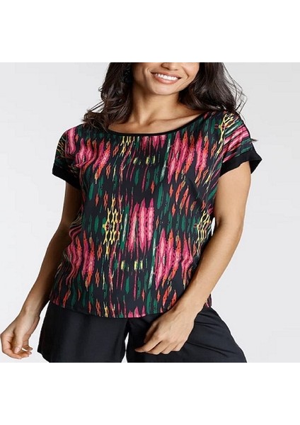 Siyah Kısa Kol Yuvarlak Yaka Renkli Bluz fırsatları