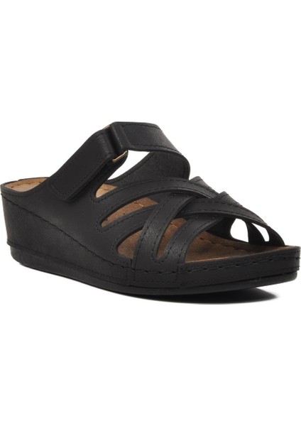 09-977 Siyah Kadın Dolgu Topuk Terlik