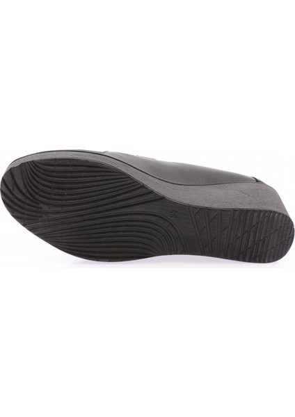 6004-22K Kadin Dolgu Taban Comfort Ayakkabi
