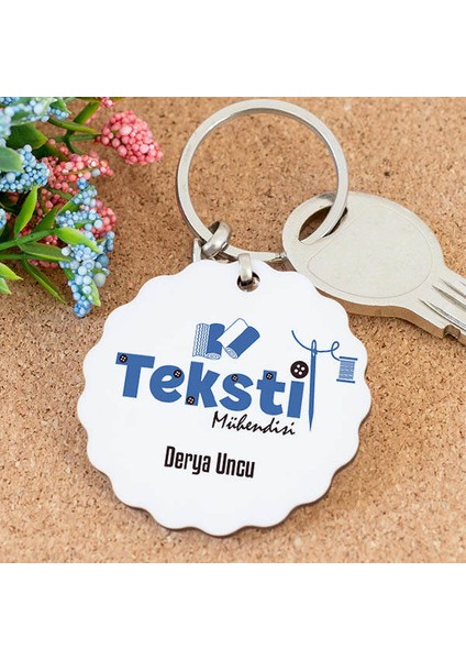 Tekstil Mühendisi Isimli Papatya Anahtarlık