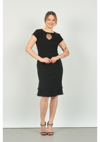 Kadın Bisiklet Yaka Pencere Detaylı Etek Ucu Fırfırlı Araboy Abiye Elbise 23-117 Siyah