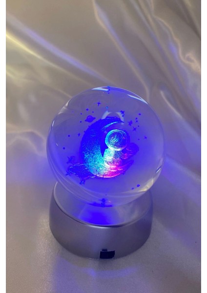 3D LED Işık Cam Küre Çok Işıklı Pilli Ay Astronot 6 cm
