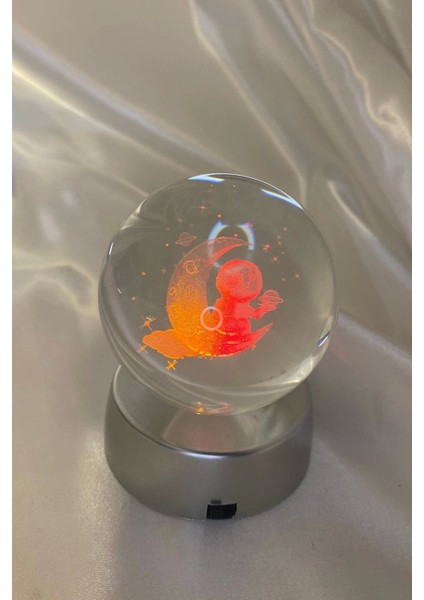 3D LED Işık Cam Küre Çok Işıklı Pilli Ay Astronot 6 cm