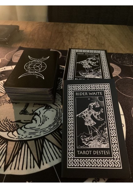 Siyah Beyaz Nekromansi Witch Tarot Destesi - 78 Kart