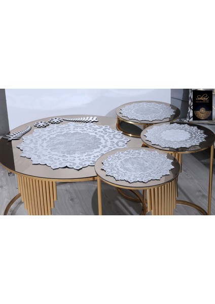 Sehpa Örtüseti/1 Adet (60CM)/ 3 Adet Zigon Örtüsü (33CM)/KREM Kadife/gold Varak Işlemeli/ 4 Parça
