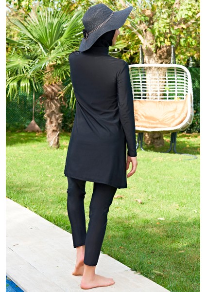 Siyah Parça Desenli Fermuarlı Lycra ( Su Itici ve Çabuk Kuruyan ) Kumaş Tesettür Mayo modelleri