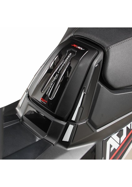 Honda X-ADV 2021-2024 Uyumlu Tank Pad Seti Kırmızı