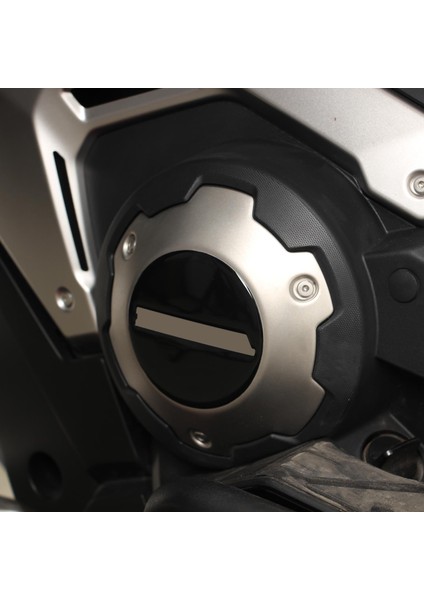 Honda X-ADV 2021-2024 Uyumlu Tank Pad Seti Kırmızı