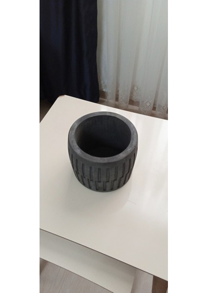 Saksı Siyah Beton modelleri