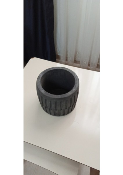 Saksı Siyah Beton fırsatları