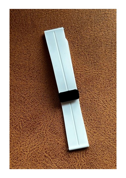 Xiaomi Watch S1 Active Uyumlu 22MM Manyetik D Mıknatıs Kordon Silikon Kayış Beyaz