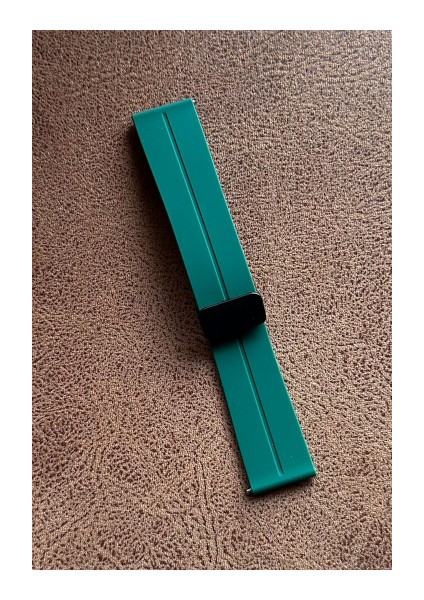 Amazfit Gtr (47MM) Uyumlu 22MM Manyetik D Mıknatıs Kordon Silikon Kayış Koyu Yeşil