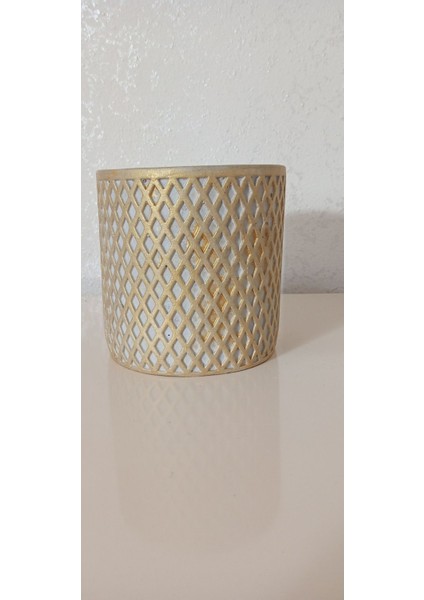 Saf Beton Gold Özel Taş Saksı Suya Karşı 121 Yıl Ömürlü 007698