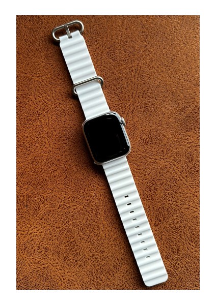 Apple Watch 3 4 5 6 7 8 9 Se Uyumlu 38-40-41MM Ocean Kordon Kaliteli Silikon Kayış Beyaz