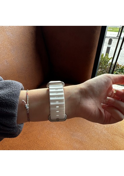 Apple Watch 3 4 5 6 7 8 9 Se Uyumlu 38-40-41MM Ocean Kordon Kaliteli Silikon Kayış Beyaz